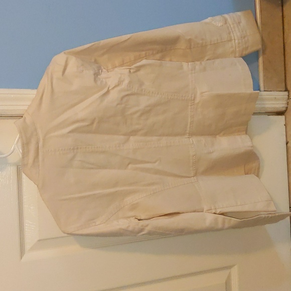 Jacket - Picture 2 of 4